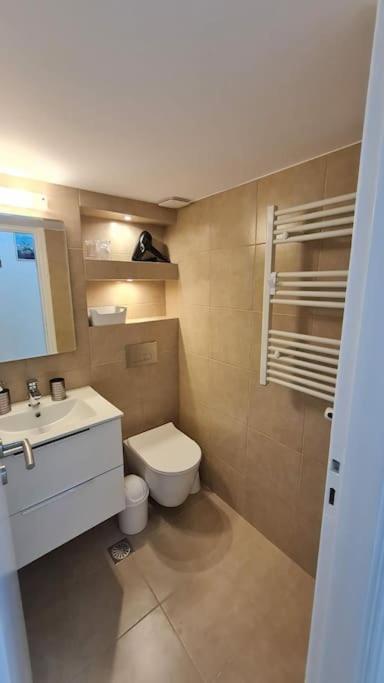 Glyfada Path Of Poets Apartment Атина Екстериор снимка